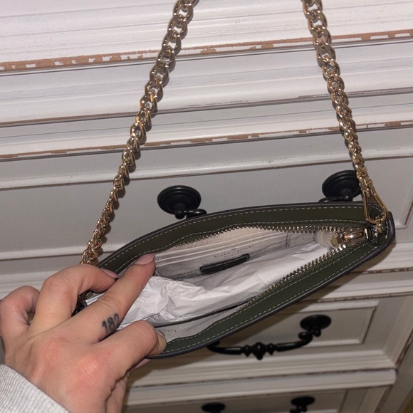 BRAND NWT Kate Spade Madison Lilly Pochette ✨ Saffiano Leather - Picture 9 of 13